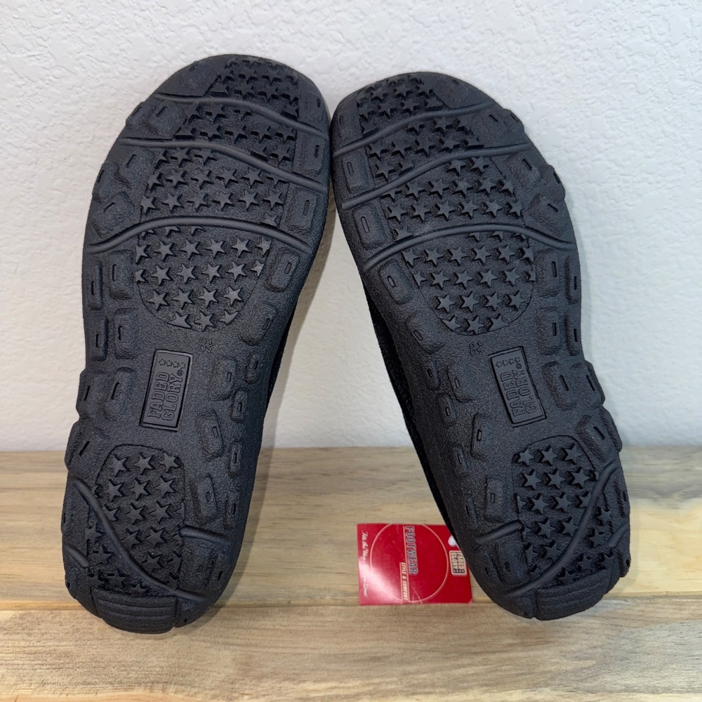 NWT Suede Black Slip On Shoes Size 8.5 - Picture 10 of 12